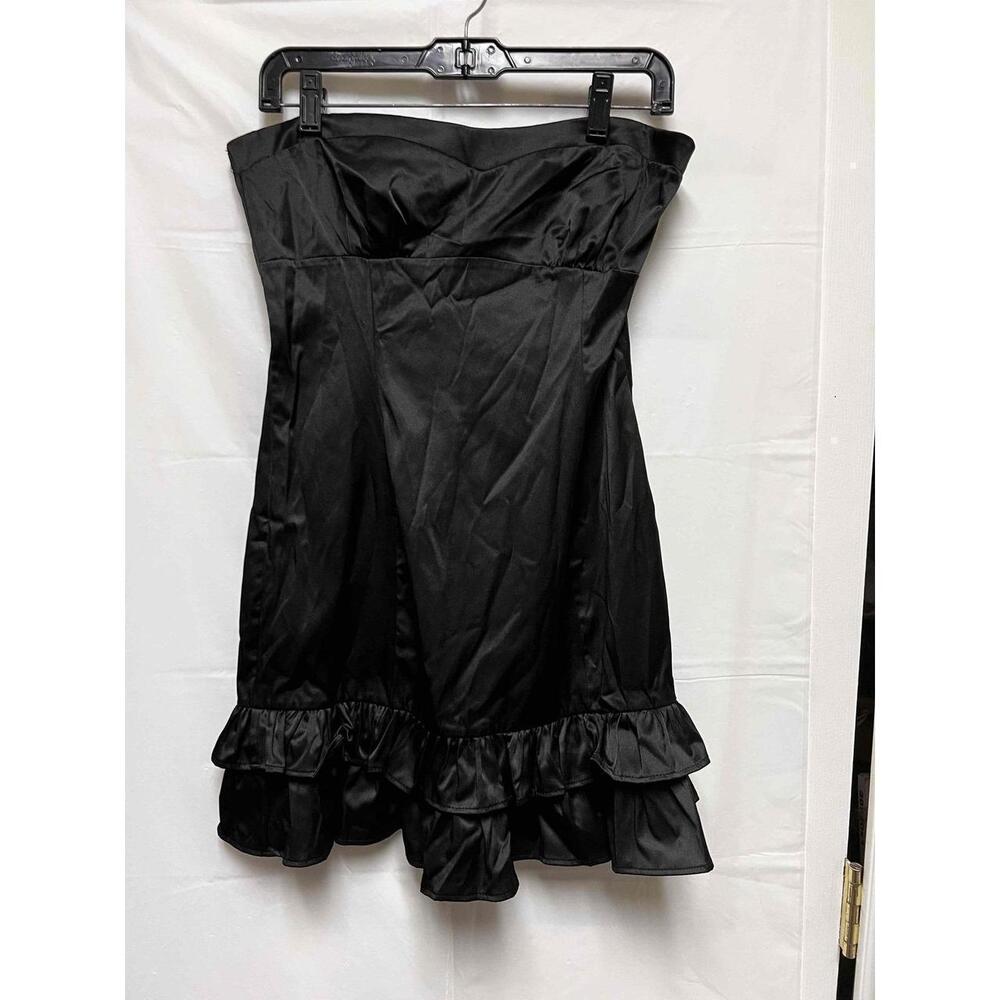 Misope Womens Black Satin Strapless Ruffle Hem Mini Dress Size L Women - Picture 3 of 9